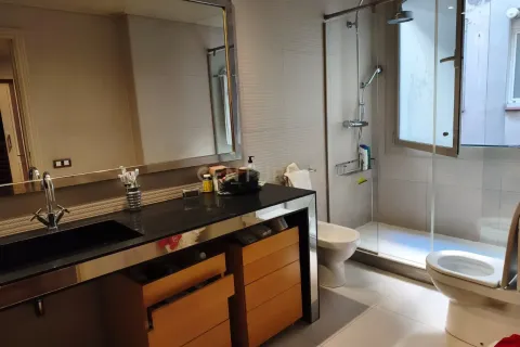 Apartamento de 5 dormitorios en venta en Barcelona, Cataluña, Spain № 6868 - foto 14
