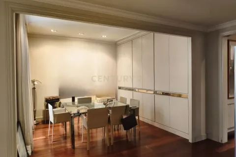 Apartamento de 5 dormitorios en venta en Barcelona, Cataluña, Spain № 6868 - foto 6