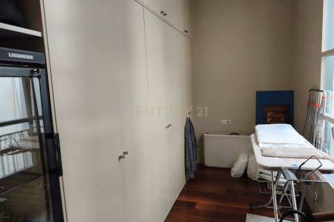 Apartamento de 5 dormitorios en venta en Barcelona, Cataluña, Spain № 6868 - foto 21