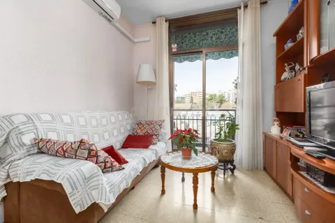 Apartamento de 4 dormitorios en venta en Barcelona, Cataluña, Spain № 6867 - foto 13