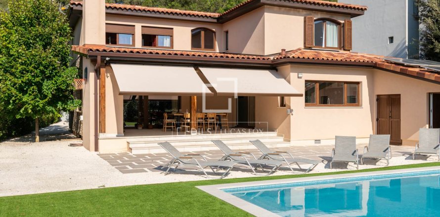 5 chambres villa à vendre à Sant Cugat Del Valles, Barcelona, Catalonia, Spain № 3970