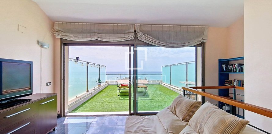 3 chambres penthouse à vendre à Cubelles, Barcelona, Catalonia, Spain № 3975