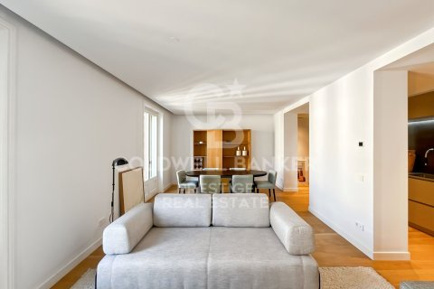 2 bedrooms apartment for sale in Barcelona, Catalonia, Spain № 5975 - photo 18