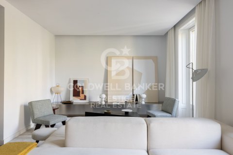2 bedrooms apartment for sale in Barcelona, Catalonia, Spain № 5975 - photo 2