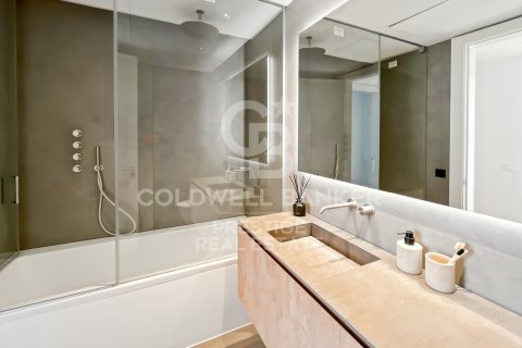 2 bedrooms apartment for sale in Barcelona, Catalonia, Spain № 5974 - photo 18