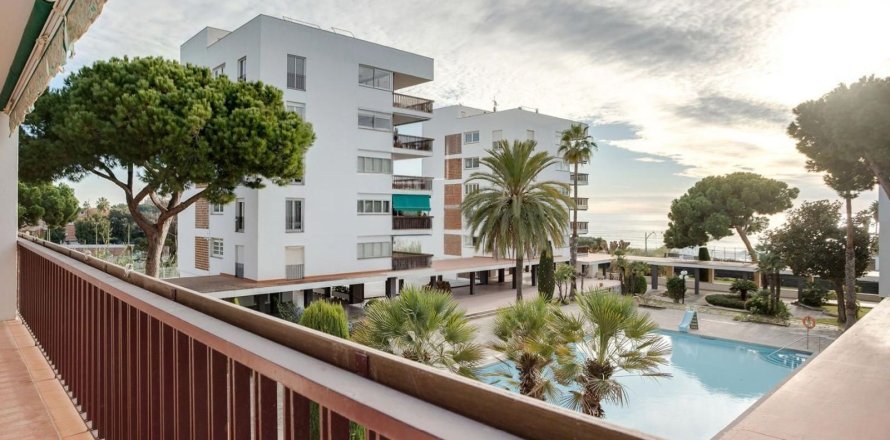 3 bedrooms apartment for sale in Sant Andreu de Llavaneres, Barcelona, Catalonia, Spain № 6619