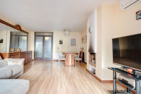 3 bedrooms apartment for sale in Sant Andreu de Llavaneres, Barcelona, Catalonia, Spain № 6619 - photo 6