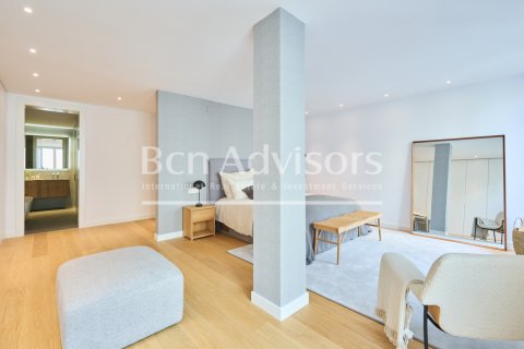 Купить квартиру в Барселона, Испания с 4 спальни, № 2851 - фото 20