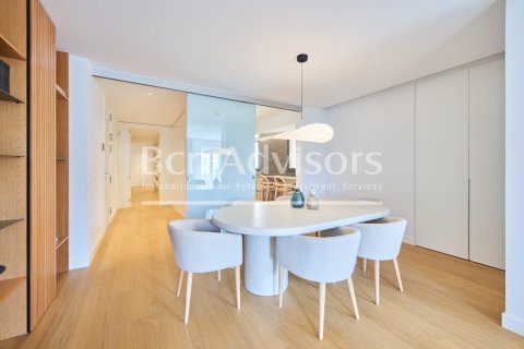 Apartamento de 3 dormitorios en venta en Barcelona, Cataluña, Spain № 2854 - foto 23