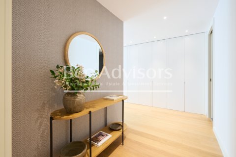 Apartamento de 3 dormitorios en venta en Barcelona, Cataluña, Spain № 2854 - foto 27