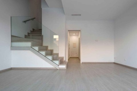 Купить квартиру в Л'Аметлья-дель-Вальес, Испания с 4 комнаты, 100.0м², № 3307 - фото 2