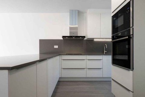 Купить квартиру в Л'Аметлья-дель-Вальес, Испания с 4 комнаты, 100.0м², № 3307 - фото 5