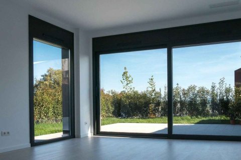 Купить квартиру в Л'Аметлья-дель-Вальес, Испания с 4 комнаты, 104.0м², № 3308 - фото 3