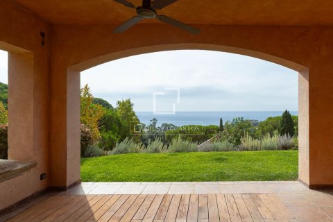 Купить виллу в Сан-Поль-де-Мар, Испания с 4 спальни, 641м², № 4178 - фото 4