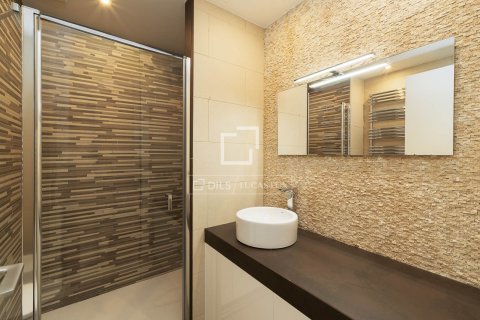 4 chambres apartment à vendre à Barcelona, Catalonia, Spain № 4174 - photo 8