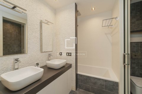 4 chambres apartment à vendre à Barcelona, Catalonia, Spain № 4174 - photo 19