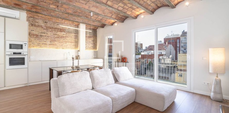 3 bedrooms apartment for sale in Barcelona, Catalonia, Spain № 4179