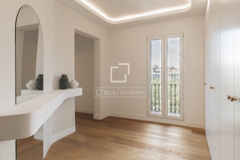 3 chambres apartment à vendre à Barcelona, Catalonia, Spain № 3730 - photo 14