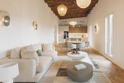 3 chambres apartment à vendre à Barcelona, Catalonia, Spain № 3730 - photo 3