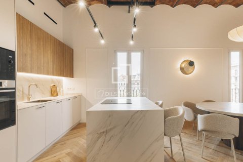 3 chambres apartment à vendre à Barcelona, Catalonia, Spain № 3730 - photo 7