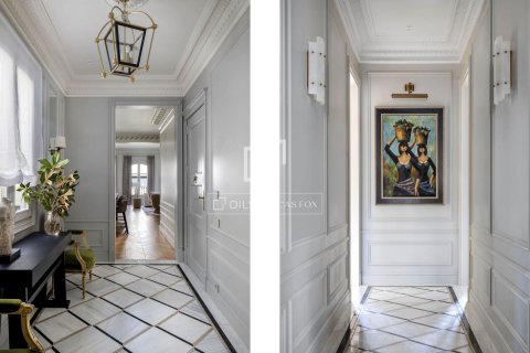 Apartamento de 3 dormitorios en venta en Barcelona, Cataluña, Spain № 3728 - foto 15