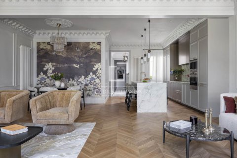 Apartamento de 3 dormitorios en venta en Barcelona, Cataluña, Spain № 3728 - foto 3