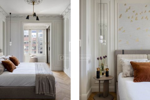 Apartamento de 3 dormitorios en venta en Barcelona, Cataluña, Spain № 3728 - foto 18