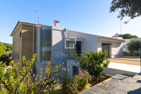 4 chambres villa à vendre à Arenys de Mar, Barcelona, Catalonia, Spain № 3727 - photo 12