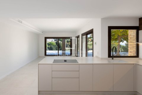 4 chambres villa à vendre à Arenys de Mar, Barcelona, Catalonia, Spain № 3727 - photo 9