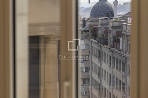 4 chambres apartment à vendre à Barcelona, Catalonia, Spain № 3725 - photo 27