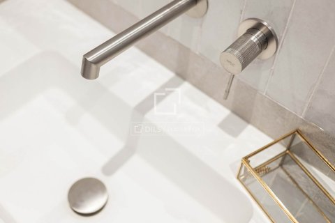 Apartamento de 3 dormitorios en venta en Barcelona, Cataluña, Spain № 3729 - foto 27