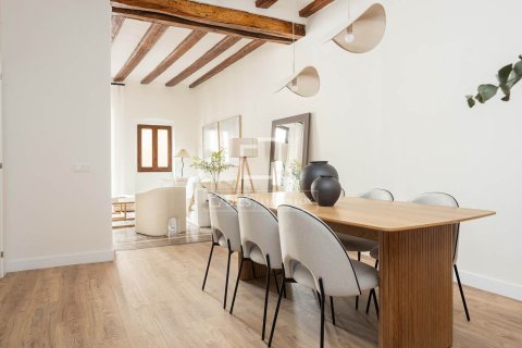 Apartamento de 3 dormitorios en venta en Barcelona, Cataluña, Spain № 3729 - foto 8