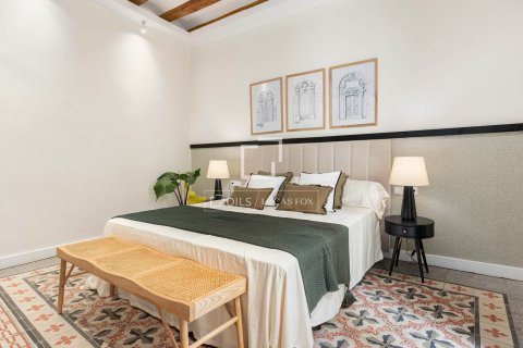 Apartamento de 3 dormitorios en venta en Barcelona, Cataluña, Spain № 3729 - foto 22