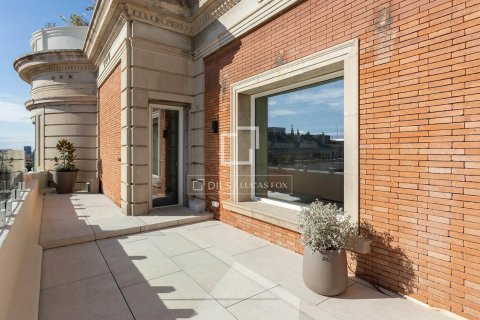 4 chambres penthouse à vendre à Barcelona, Catalonia, Spain № 3726 - photo 18