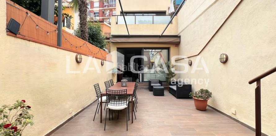 Дом с 4 спальнями в Сант-Андреу, Барселона, Каталония, Испания № 2068