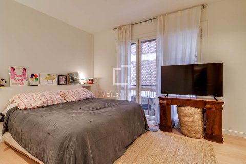 Apartamento de 4 dormitorios en venta en Barcelona, Cataluña, Spain № 6832 - foto 21