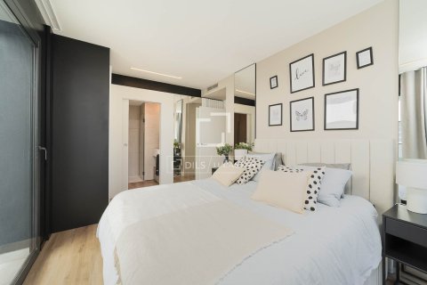 Apartamento de 2 dormitorios en venta en Sant Boi de Llobregat, Barcelona, Cataluña, Spain № 6834 - foto 20
