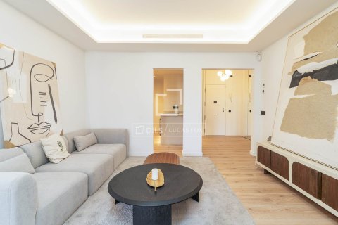 3 chambres apartment à vendre à Barcelona, Catalonia, Spain № 6833 - photo 25