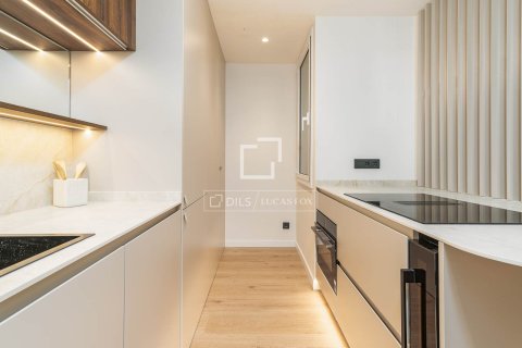 3 chambres apartment à vendre à Barcelona, Catalonia, Spain № 6833 - photo 12