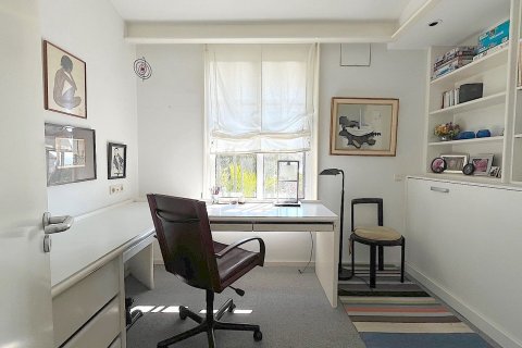 4 bedrooms house for sale in Castelldefels, Barcelona, Catalonia, Spain № 6573 - photo 25