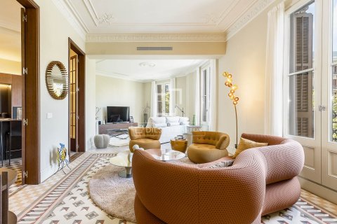 Купить квартиру в Барселона, Испания с 3 спальни, 189м², № 6567 - фото 15