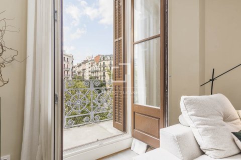 Купить квартиру в Барселона, Испания с 3 спальни, 189м², № 6567 - фото 27