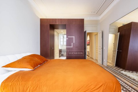 Купить квартиру в Барселона, Испания с 3 спальни, 189м², № 6567 - фото 19