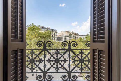 Купить квартиру в Барселона, Испания с 3 спальни, 189м², № 6567 - фото 8