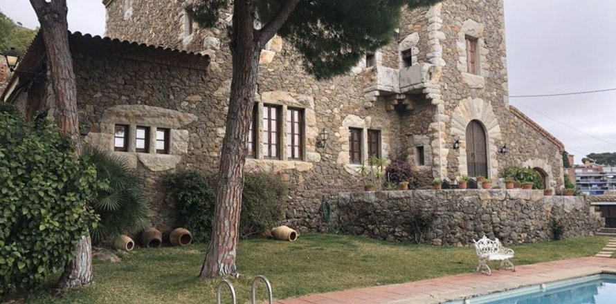 6 bedrooms house for sale in Castelldefels, Barcelona, Catalonia, Spain № 6572