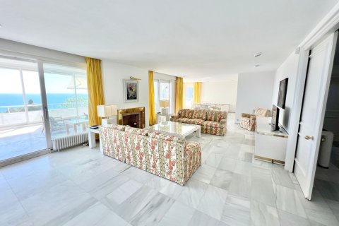 7 bedrooms house for sale in Castelldefels, Barcelona, Catalonia, Spain № 6571 - photo 12