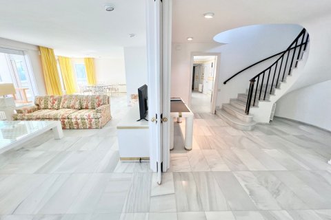 7 bedrooms house for sale in Castelldefels, Barcelona, Catalonia, Spain № 6571 - photo 13