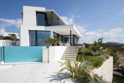 Купить дом в Кастельдефельс, Испания с 9 комнат, № 6570 - фото 3