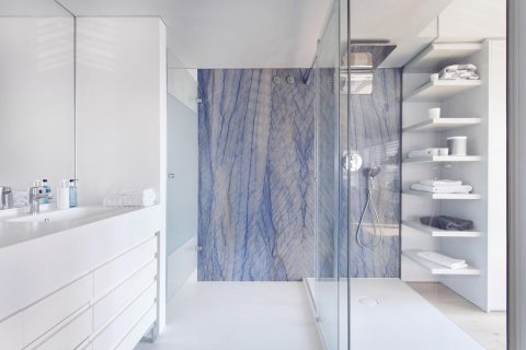 Apartamento de 3 dormitorios en venta en Barcelona, Cataluña, Spain № 1185 - foto 13