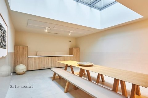 Купить квартиру в Барселона, Испания с 3 спальни, № 1181 - фото 15